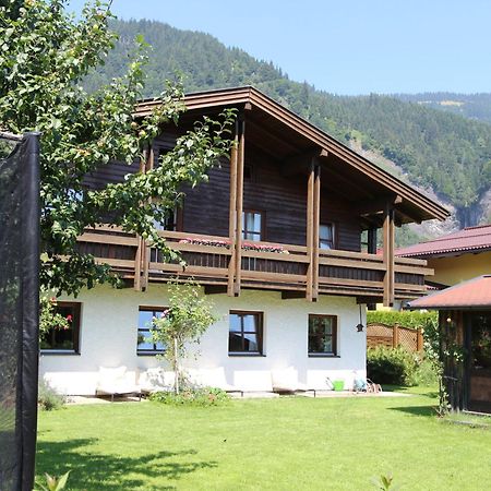 Quaint Mansion Near Ski Bus In גולדג מראה חיצוני תמונה
